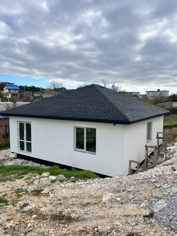 Дом в Крым, Сакский район, с. Суворовское 1 (81 м) - Фото 2