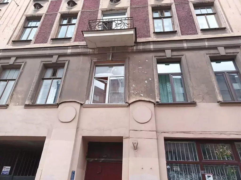 Комната Санкт-Петербург просп. Средний Васильевского острова, 54 - Фото 2