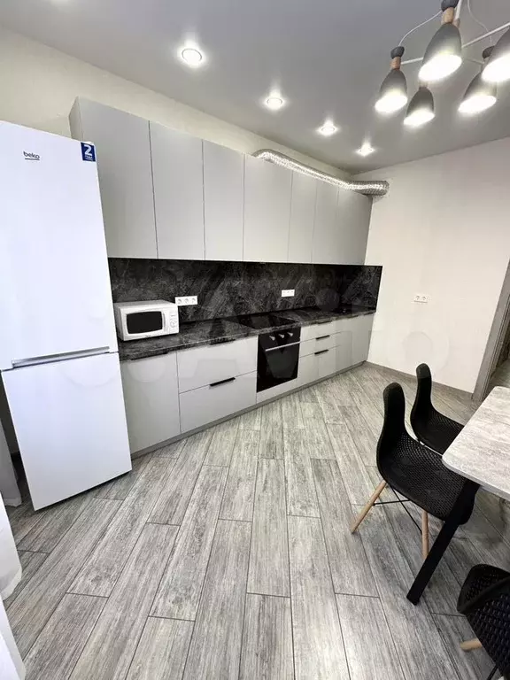 1-к. квартира, 41 м, 10/22 эт. - Фото 0