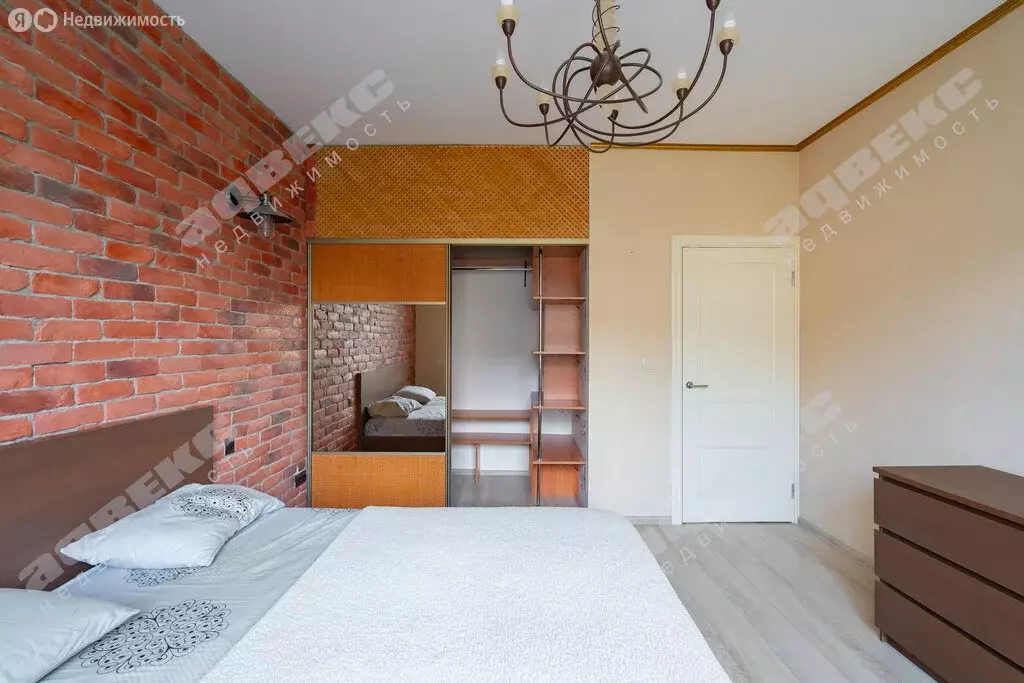 2-комнатная квартира: Мурино, Охтинская аллея, 14 (55.7 м) - Фото 1