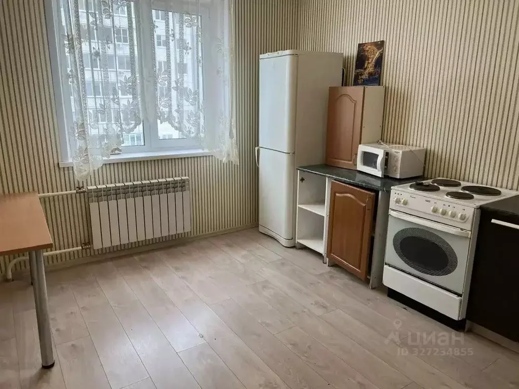 1-к кв. Самарская область, Тольятти Комсомольская ул., 82 (44.0 м) - Фото 1