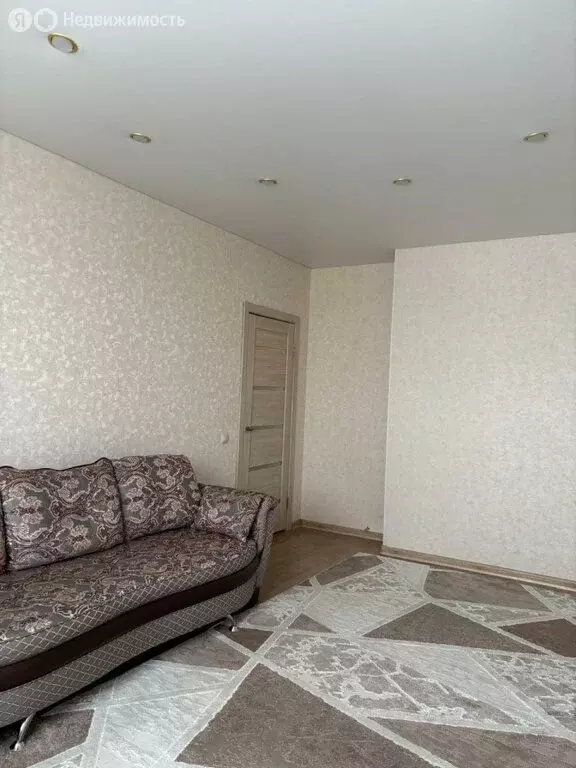 2-комнатная квартира: Омск, улица Кирова, 51 (59.8 м) - Фото 0