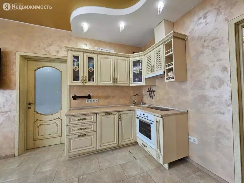3-комнатная квартира: Сочи, микрорайон Новый Сочи, Санаторная улица, ... - Фото 0