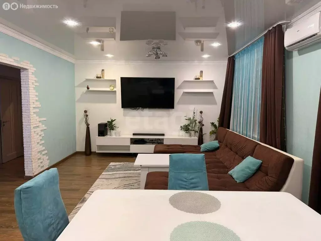 3-комнатная квартира: Тюмень, улица Бориса Житкова, 7 (79.4 м) - Фото 1