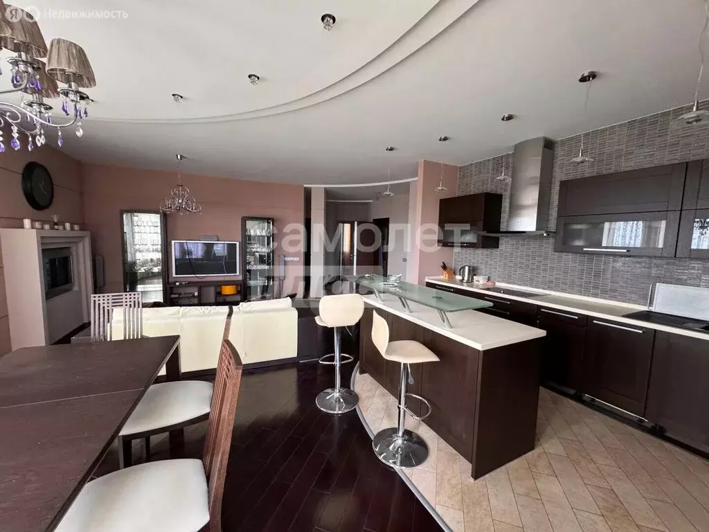 3-комнатная квартира: Жуковский, улица Жуковского, 9 (133 м) - Фото 1
