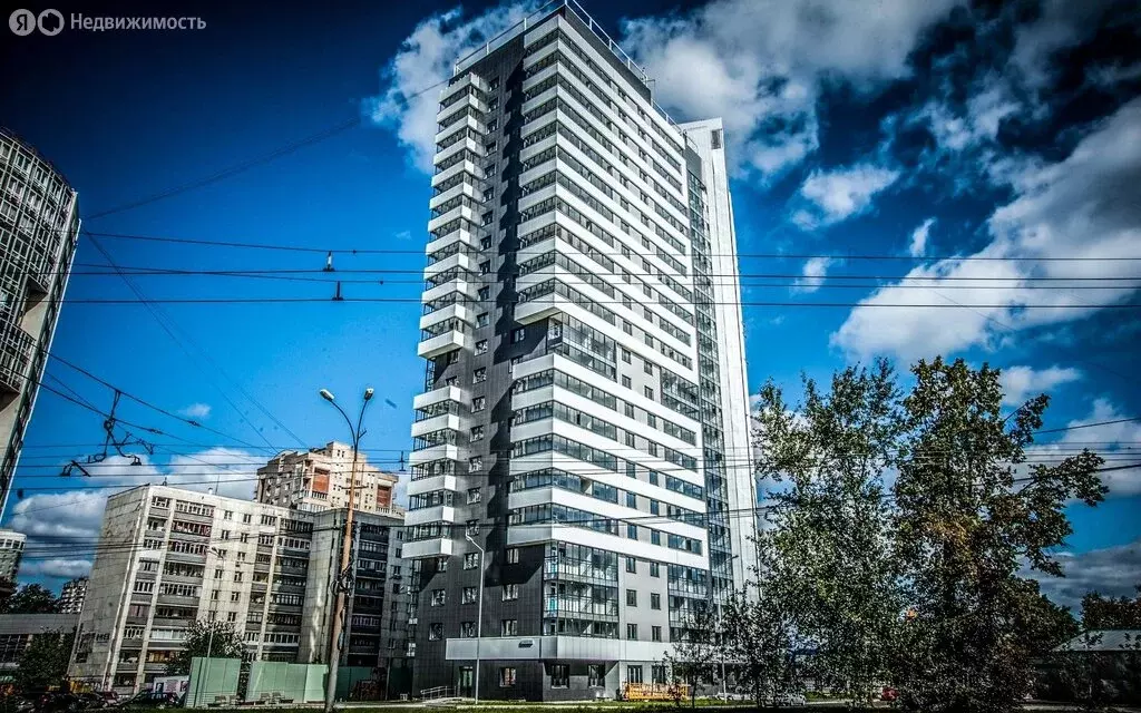 2-комнатная квартира: Екатеринбург, улица Белинского, 177Ак3 (56.7 м) - Фото 0