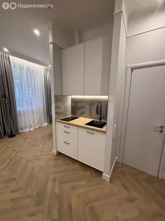 Квартира-студия: Ярославль, проспект Октября, 44 (22.4 м) - Фото 1