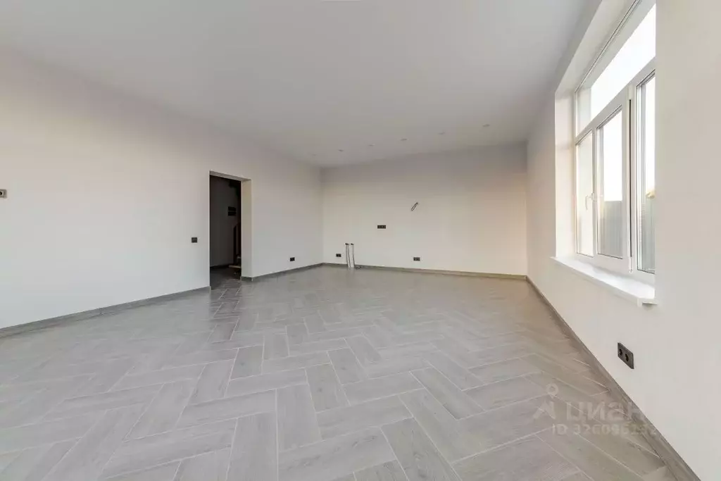 Дом в Ленинградская область, Ломоносовский район, Ропшинское с/пос, д. ... - Фото 2