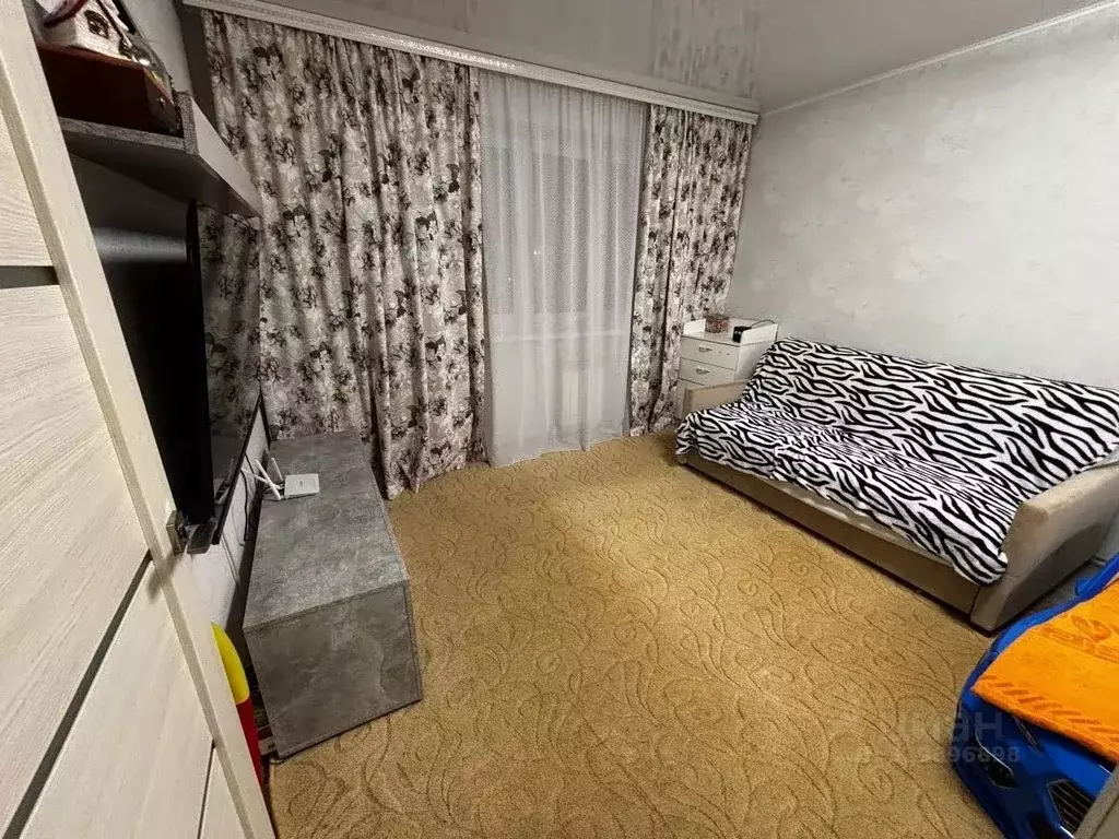 1-к кв. Брянская область, Брянск ул. Комарова, 49 (34.0 м) - Фото 2