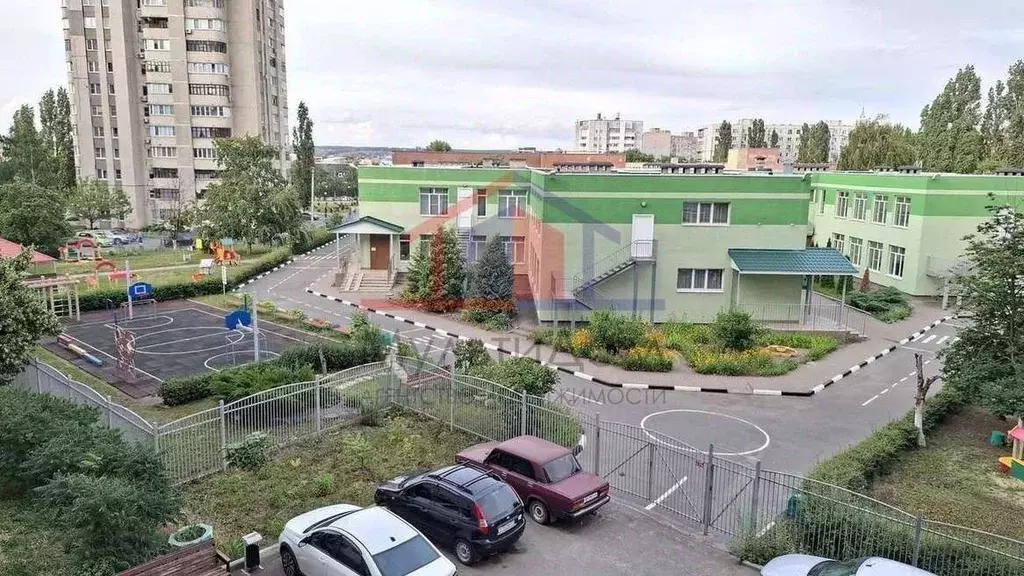 4-к кв. Белгородская область, Старый Оскол Солнечный мкр, 16 (71.2 м) - Фото 1