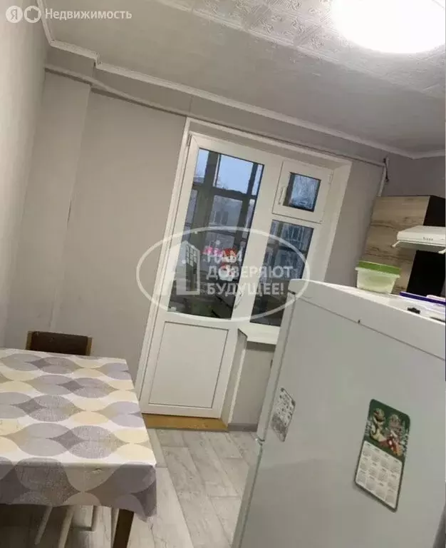 2-комнатная квартира: Лысьва, улица Гайдара, 3 (50.4 м) - Фото 1
