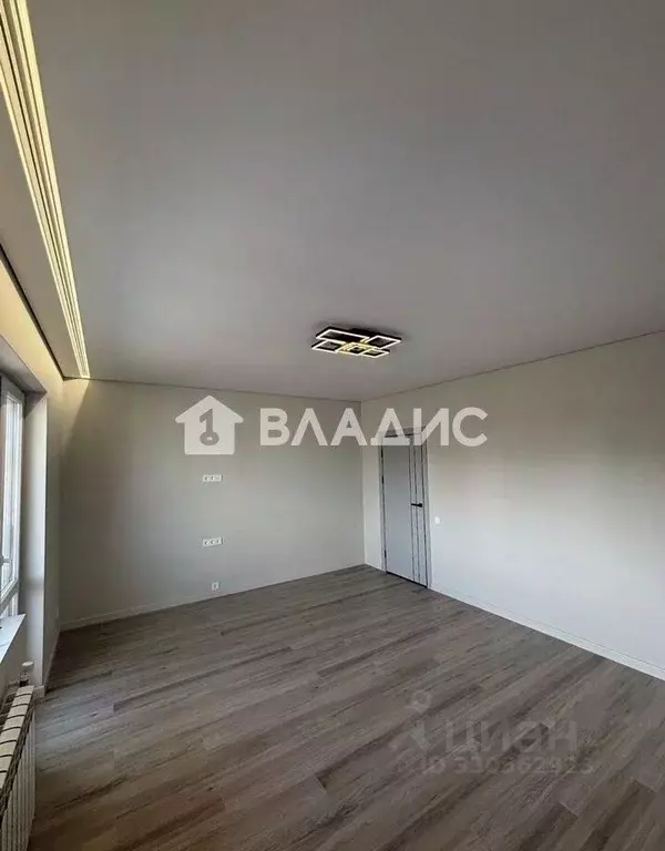 2-к кв. Бурятия, Улан-Удэ 140А мкр, 26 (60.2 м) - Фото 1
