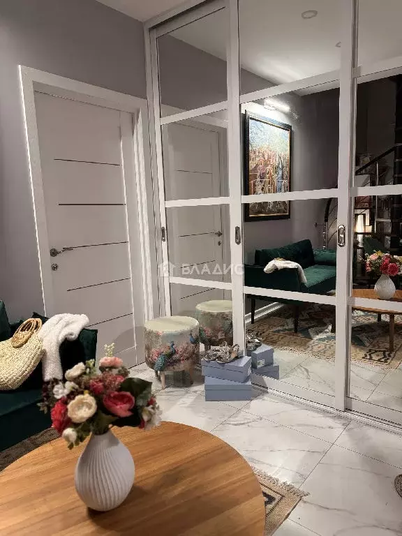 Продается 3-комнатная квартира - Фото 2