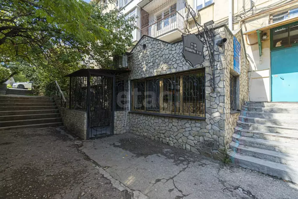 Офис в Севастополь ул. Адмирала Октябрьского, 15 (79 м) - Фото 1