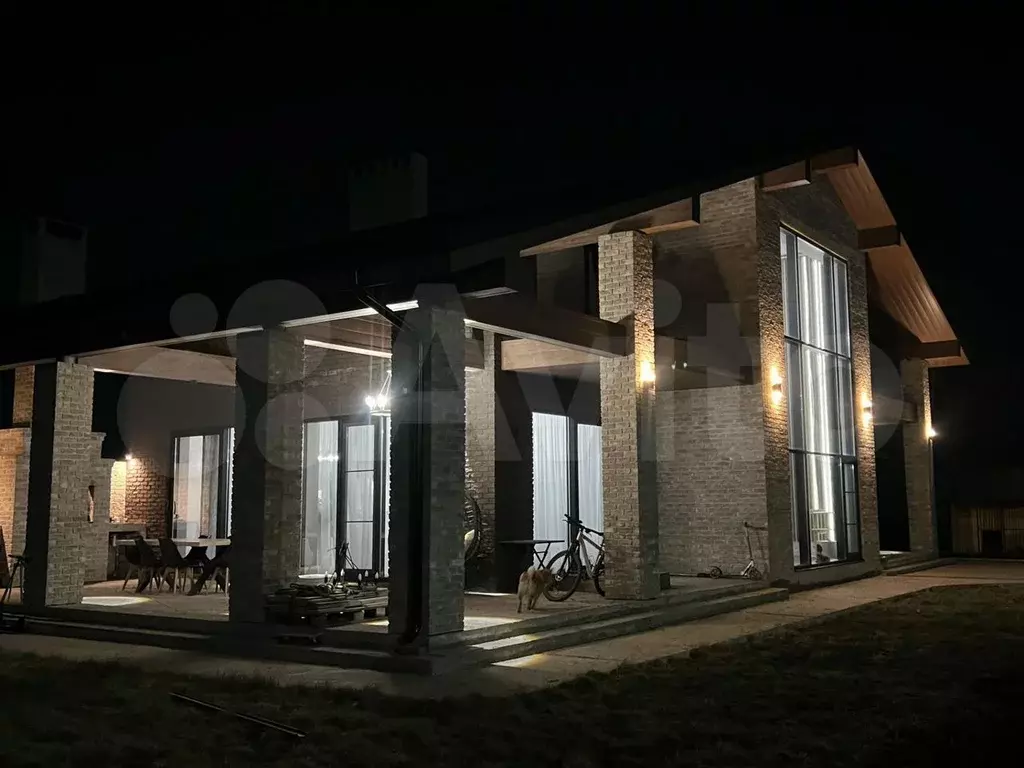 Дом 210 м на участке 10 сот. - Фото 1