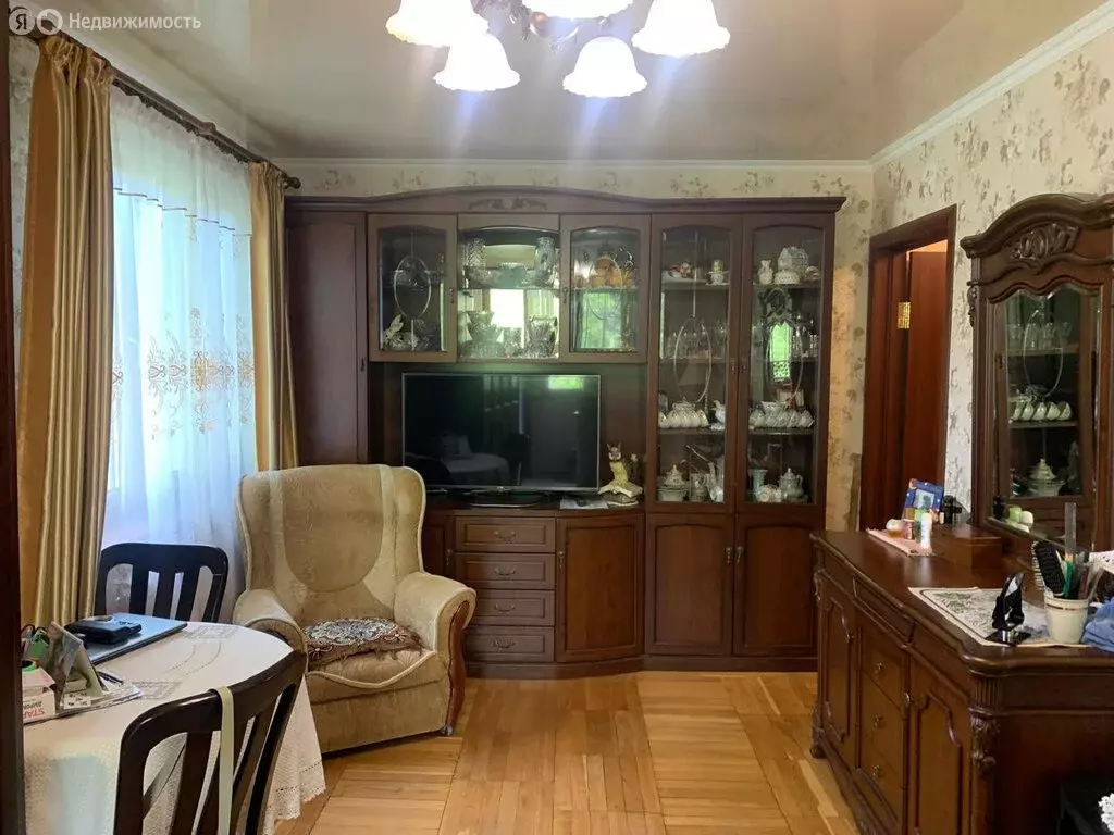 2-комнатная квартира: Ялта, улица Кривошты, 25 (52.6 м) - Фото 0
