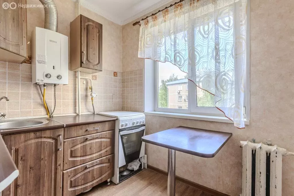 3-комнатная квартира: Казань, улица Аделя Кутуя, 5 (58 м) - Фото 0
