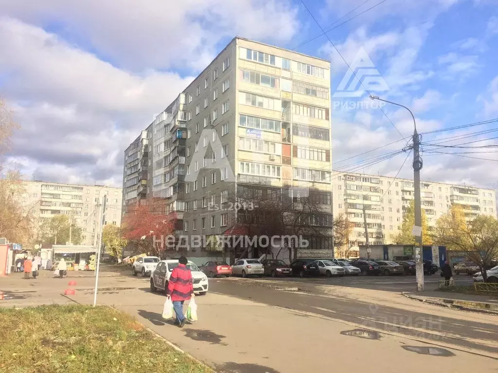 Торговая площадь в Челябинская область, Челябинск Комсомольский ... - Фото 1