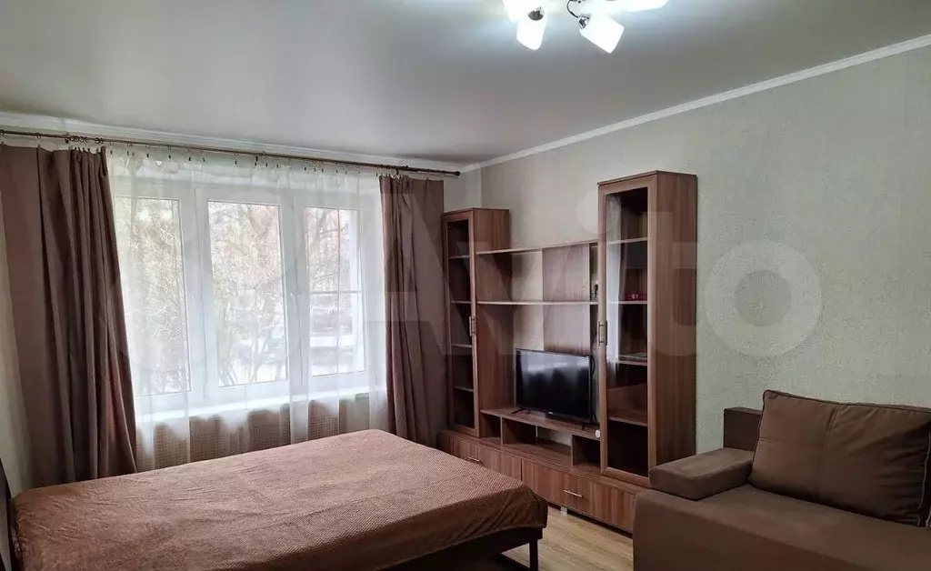 1-к. квартира, 32 м, 1/9 эт. - Фото 0