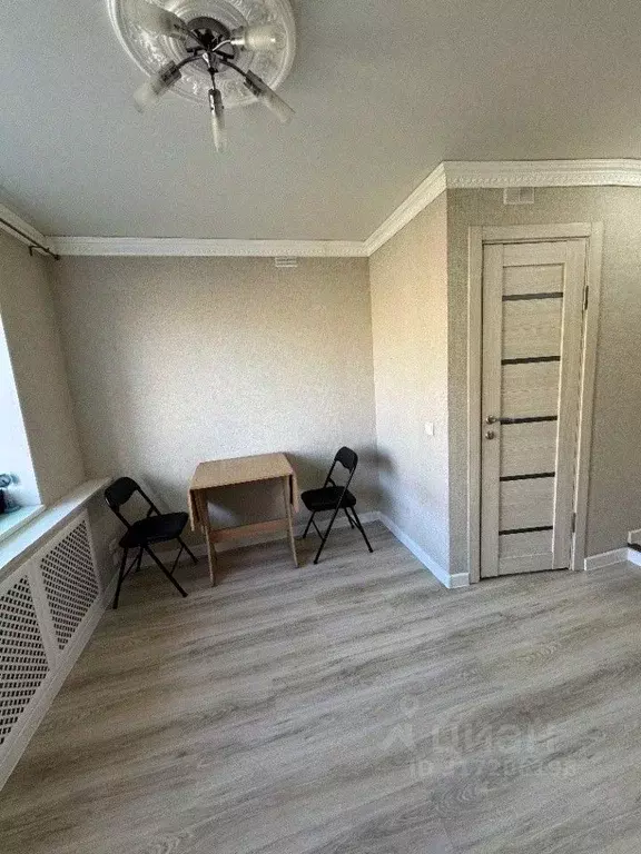 Комната Свердловская область, Екатеринбург ул. Сулимова, 38 (12.5 м) - Фото 0