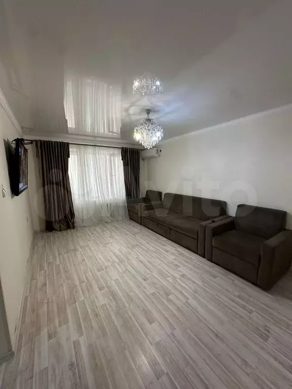 2-к. квартира, 56 м, 8/9 эт. - Фото 0