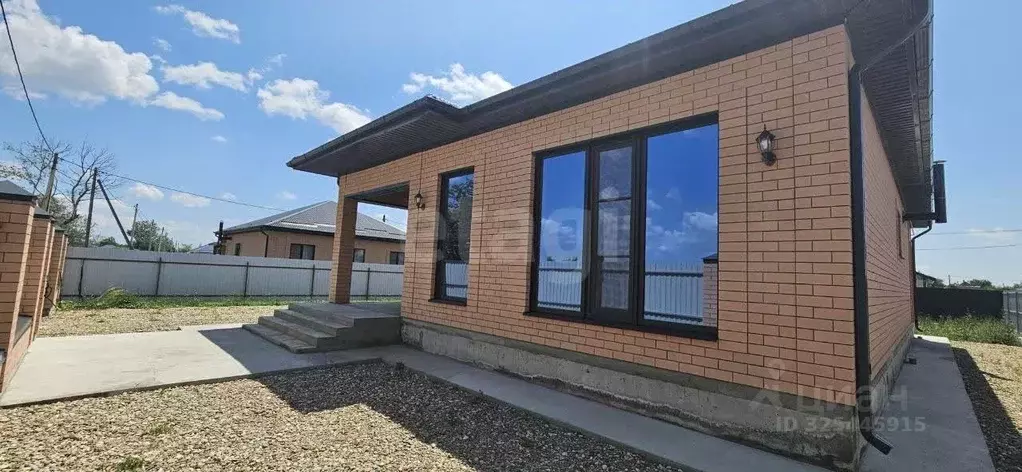 Дом в Краснодарский край, Белореченский район, Южненское с/пос, пос. ... - Фото 1