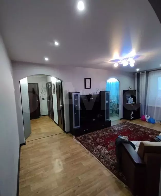 3-к. квартира, 70 м, 2/5 эт. - Фото 0