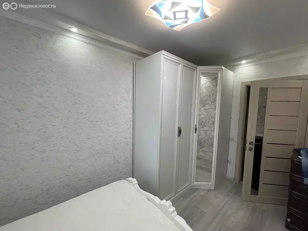 Квартира-студия: Нижний Новгород, проспект Героев, 41 (54 м) - Фото 0