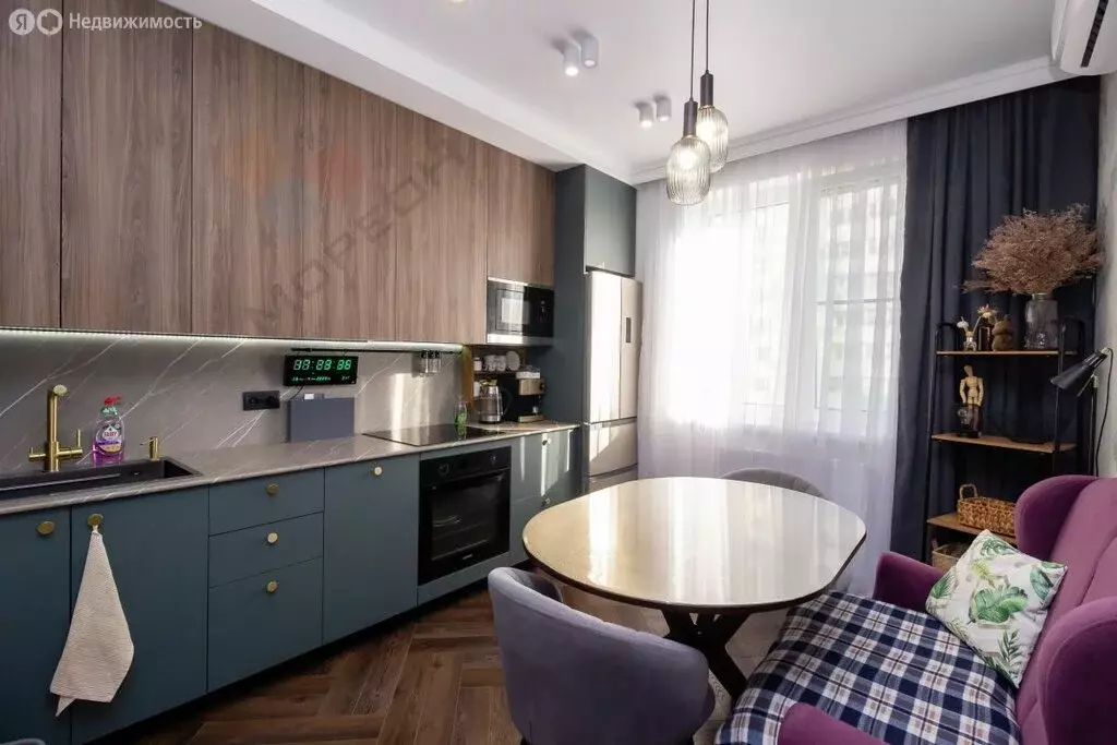 2-комнатная квартира: Краснодар, улица имени Валерия Гассия, 4/7к2 (65 ... - Фото 1