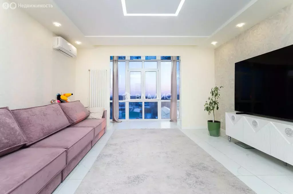 3-комнатная квартира: Тобольск, Рощинский переулок, 66 (65.8 м) - Фото 1