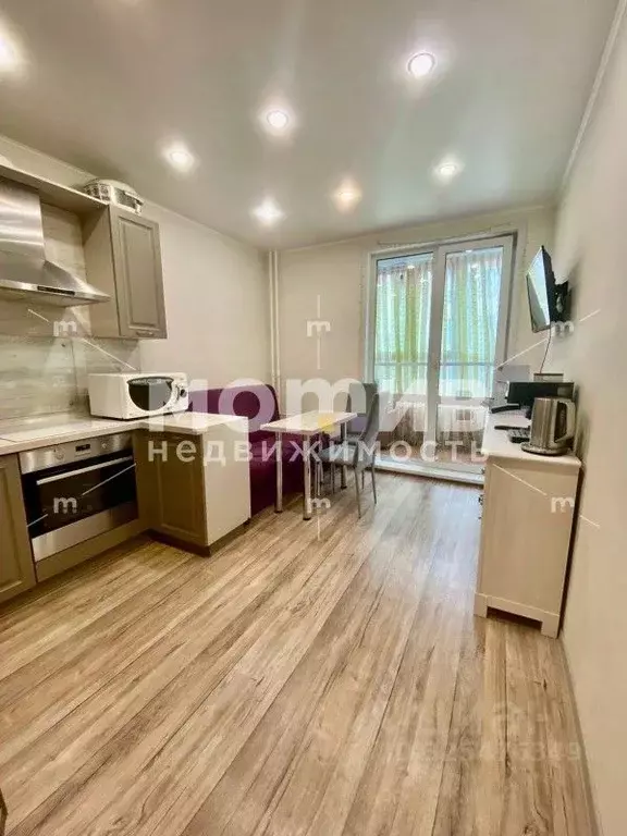 1-к кв. Тюменская область, Тюмень ул. Александра Протозанова, 12к1 ... - Фото 1