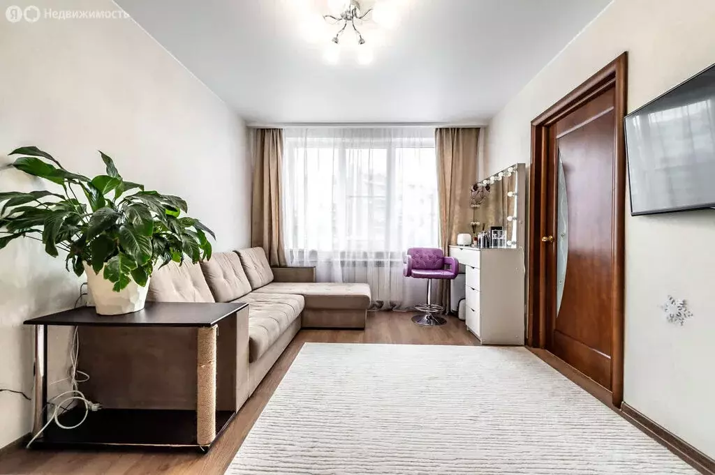 3-комнатная квартира: Санкт-Петербург, улица Белы Куна, 23 (51.8 м) - Фото 2