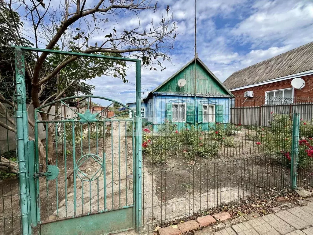 Дом в Краснодарский край, Тимашевский район, Медведовское с/пос, ... - Фото 1