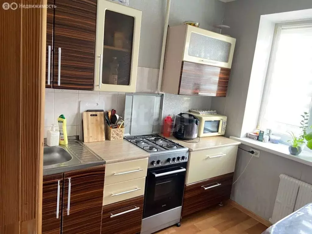 1-комнатная квартира: Энгельс, улица Тельмана, 13 (32 м) - Фото 1