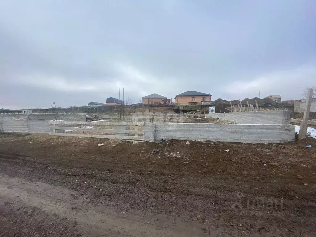 Участок в Ингушетия, Назрань ул. А-Б.А. Богатырева (6.0 сот.) - Фото 1