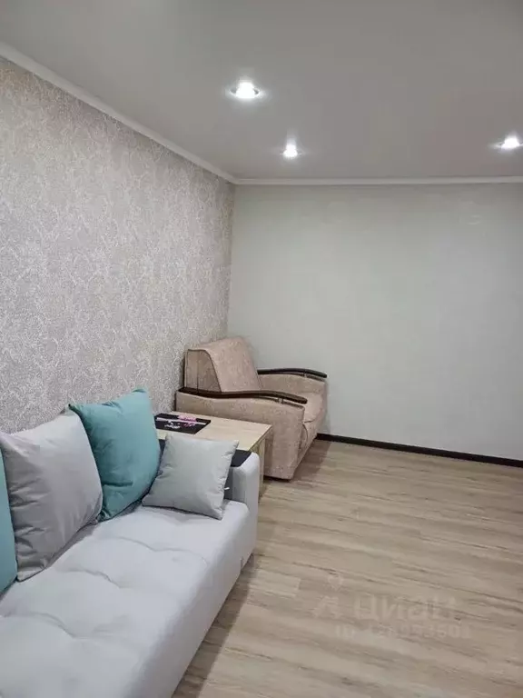 2-к кв. Ростовская область, Волгодонск просп. Строителей, 13 (58.0 м) - Фото 2