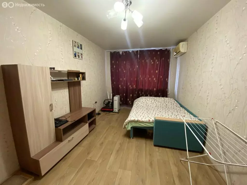 1-комнатная квартира: Волгоград, улица Кирова, 125 (32 м) - Фото 0