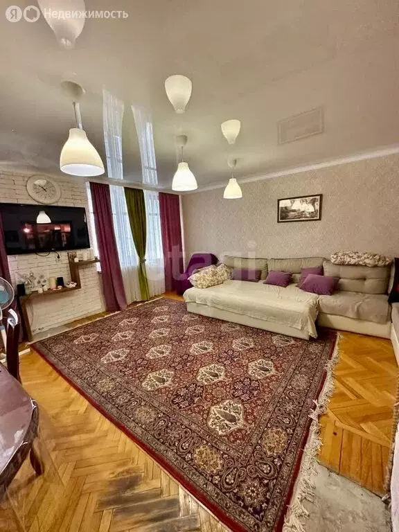 3-комнатная квартира: Владикавказ, улица Генерала Дзусова, 30 (74 м) - Фото 0