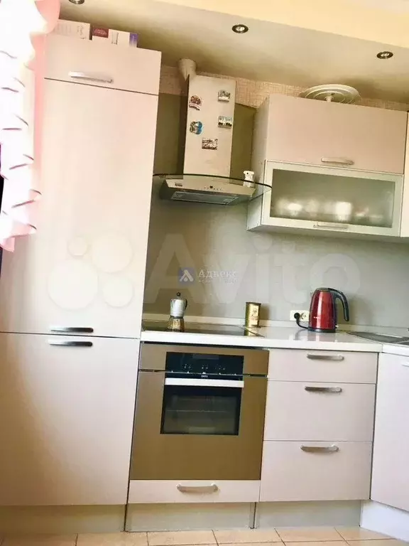 2-к. квартира, 50 м, 8/9 эт. - Фото 1