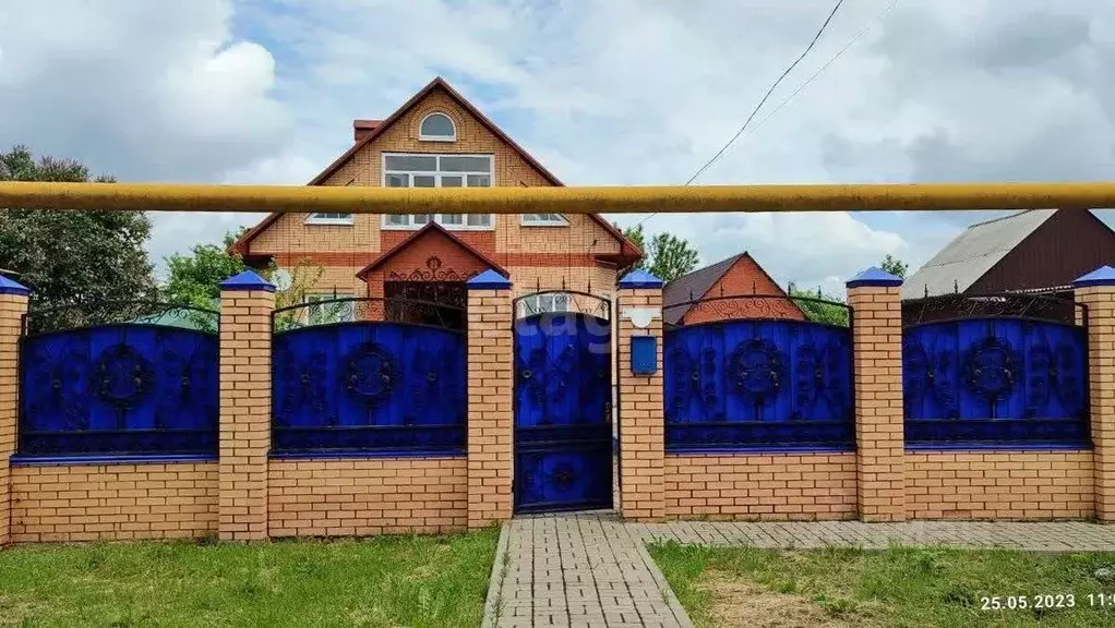 Дом в Белгородская область, Новый Оскол ул. Мира (100 м) - Фото 0