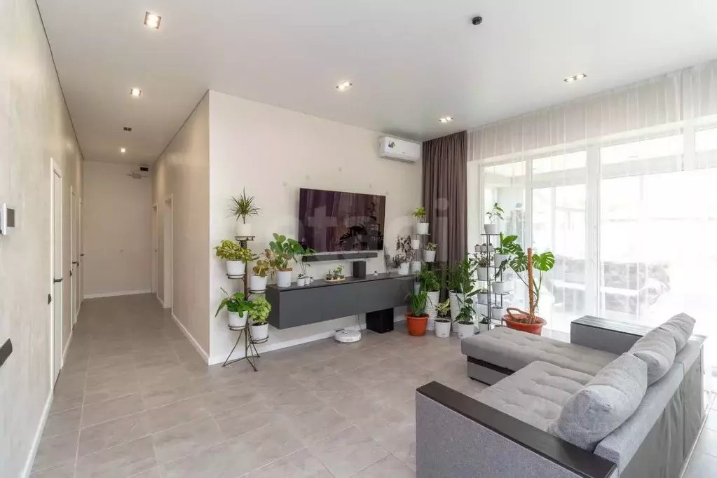 Дом в Тюменская область, Тюменский муниципальный округ, д. ... - Фото 1