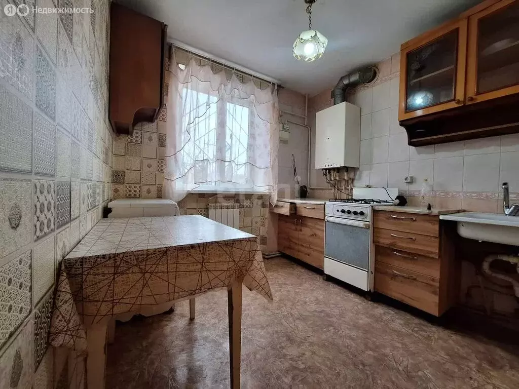 2-комнатная квартира: Новофёдоровка, улица Героев, 6 (47.4 м) - Фото 1