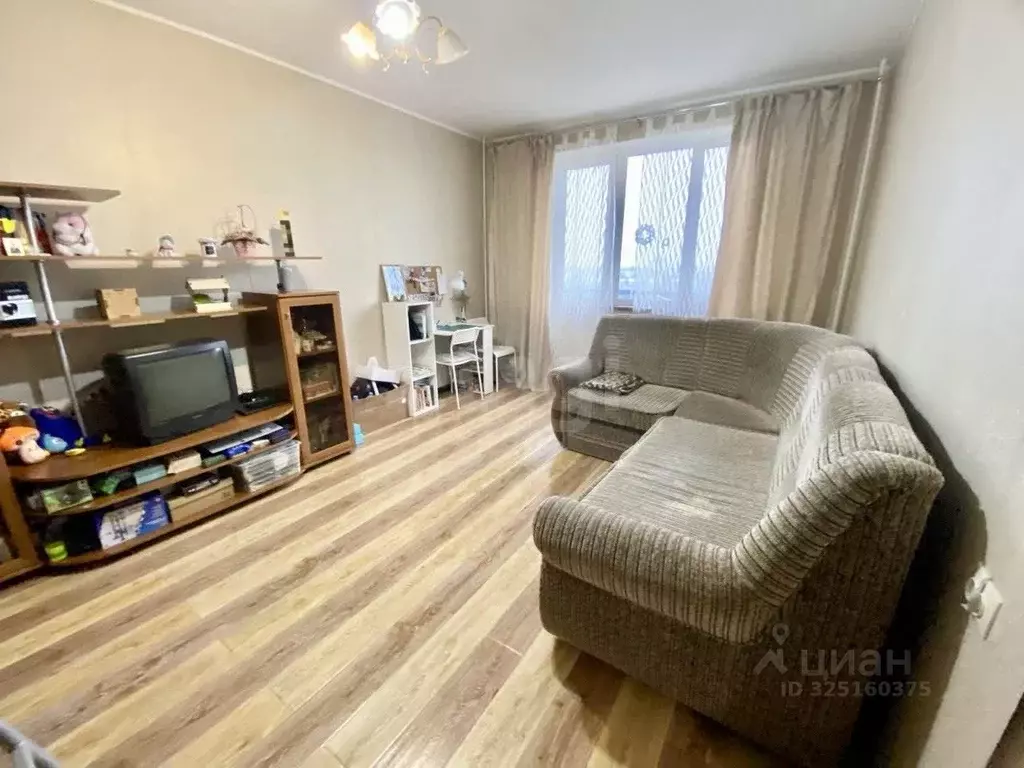 1-к кв. Московская область, Серпухов Весенняя ул., 8 (38.0 м) - Фото 1