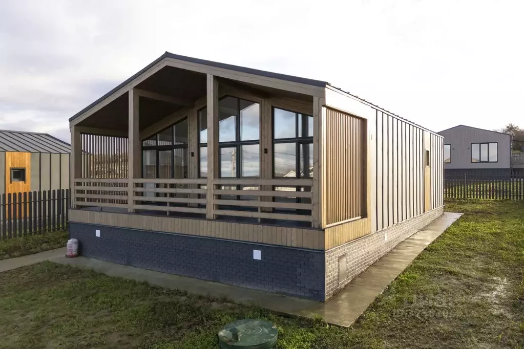 Дом в Ленинградская область, Ломоносовский район, Аннинское городское ... - Фото 1