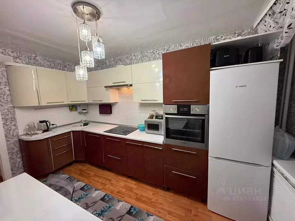 2-к кв. Свердловская область, Екатеринбург ул. Билимбаевская, 39 (50.7 ... - Фото 1