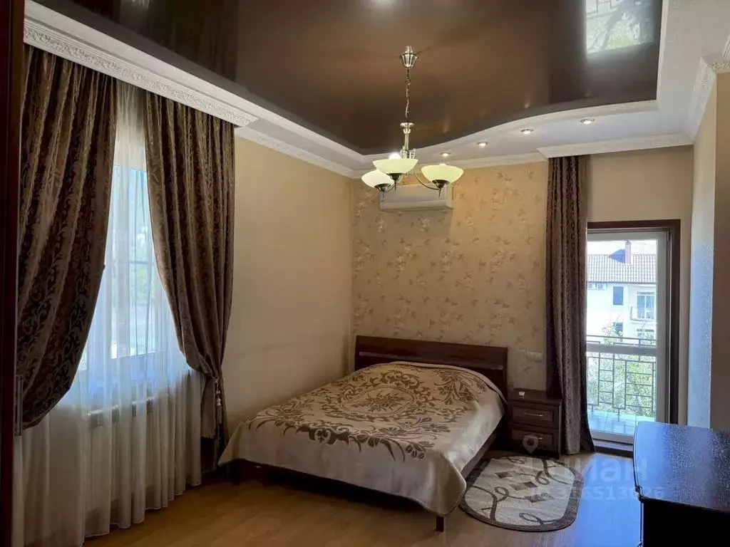 1-к кв. Краснодарский край, Геленджик ул. Гоголя, 10 (42.0 м) - Фото 1