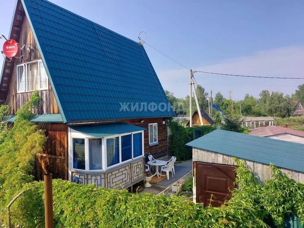 Дом в Новосибирская область, Новосибирск Ягодинская ул. (42 м) - Фото 1