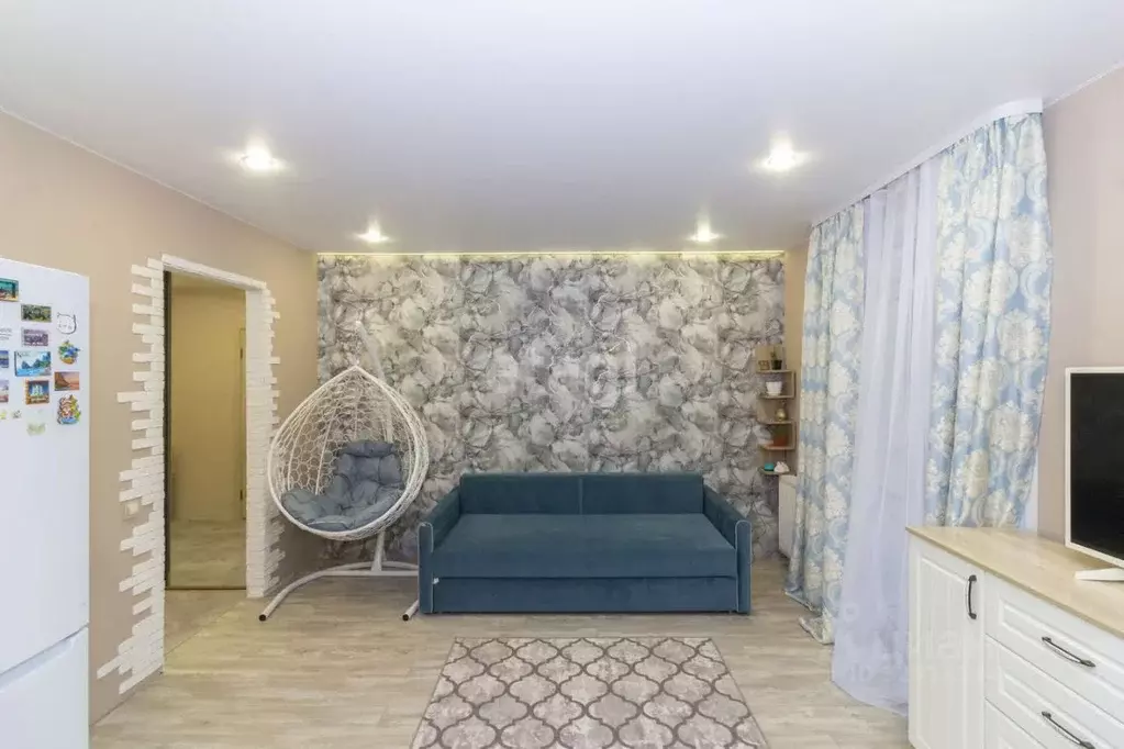 Студия Тюменская область, Тюмень ул. Андрея Бушуева, 2 (30.4 м) - Фото 2