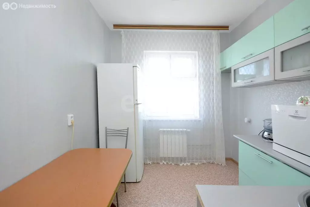 3-комнатная квартира: Якутск, улица Свердлова, 18с1 (57.2 м) - Фото 2