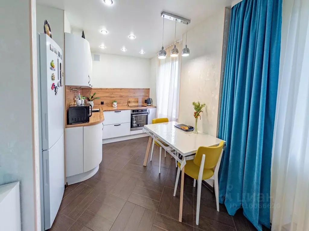 2-к кв. Карелия, Петрозаводск проезд Скандинавский, 2А (54.5 м) - Фото 0